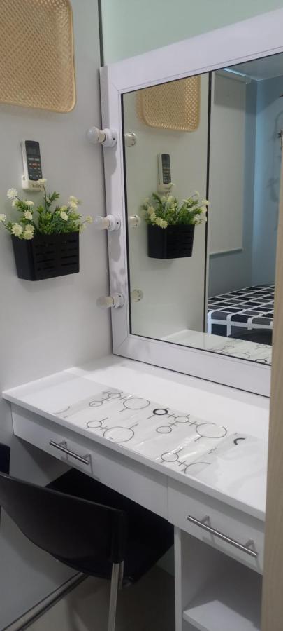 Smdc Jazz Mall 2 Combine Unit With 3 Br Makati City Zewnętrze zdjęcie